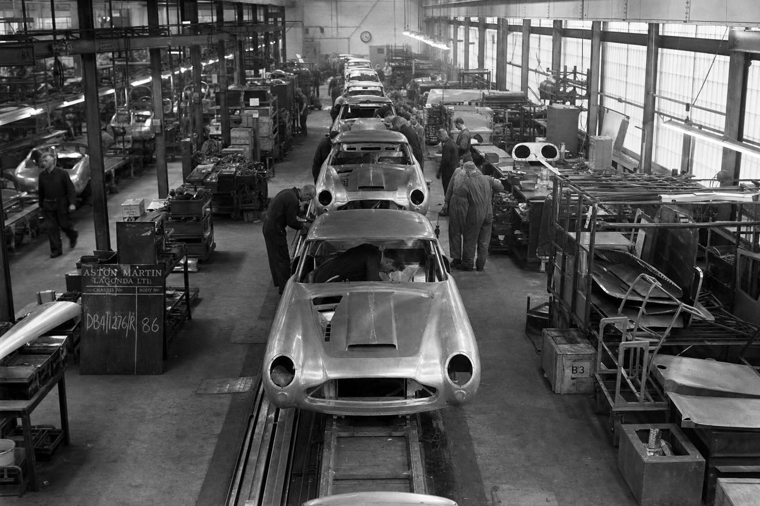 DB4 Newport Pagnell