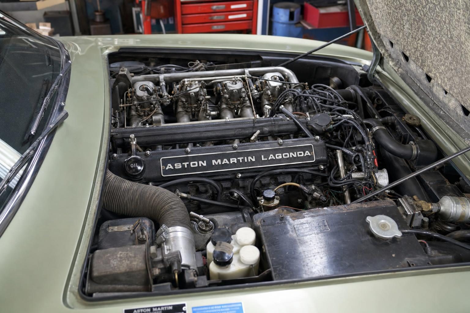 AMV8 Aston Martin