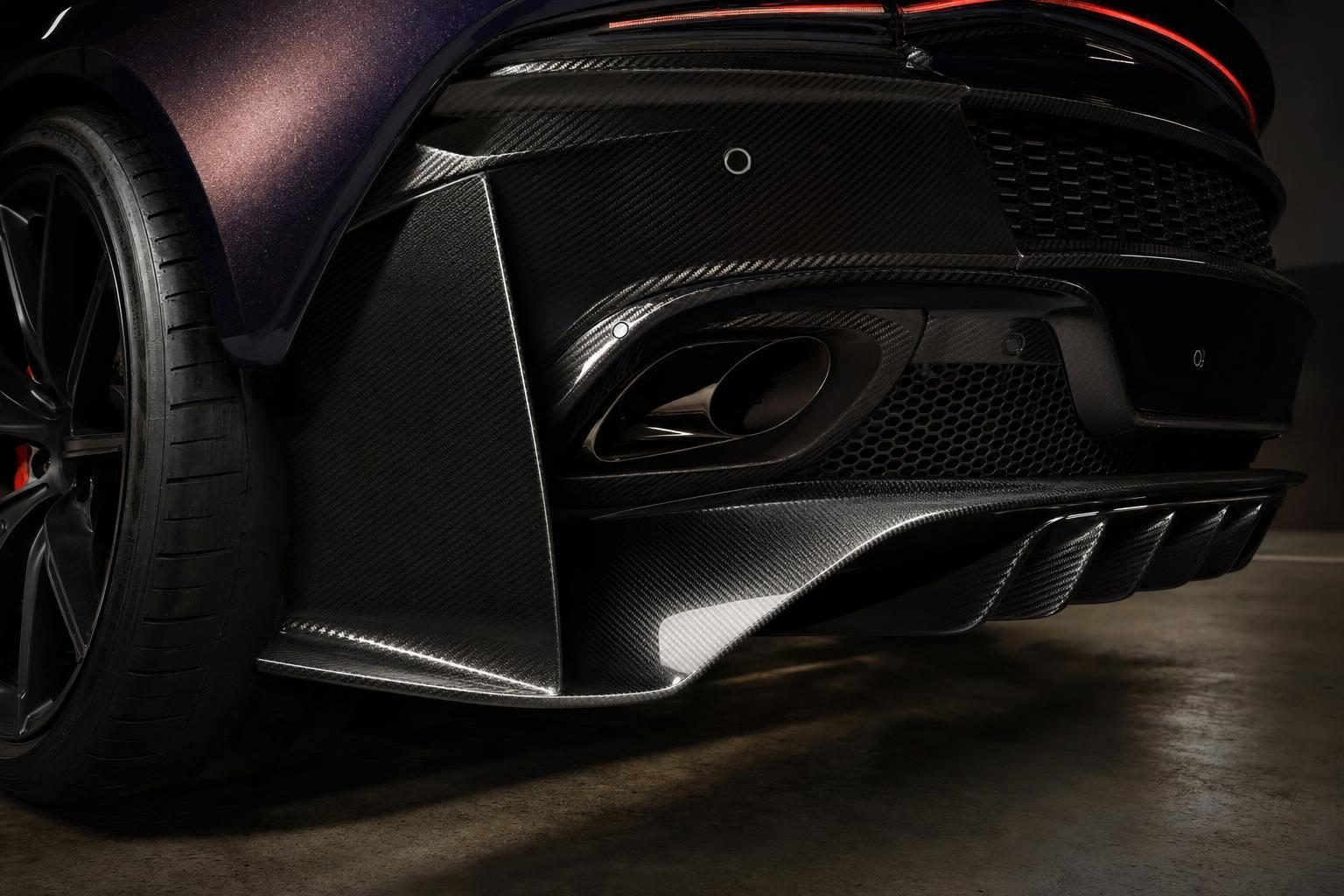 DBS Superleggera